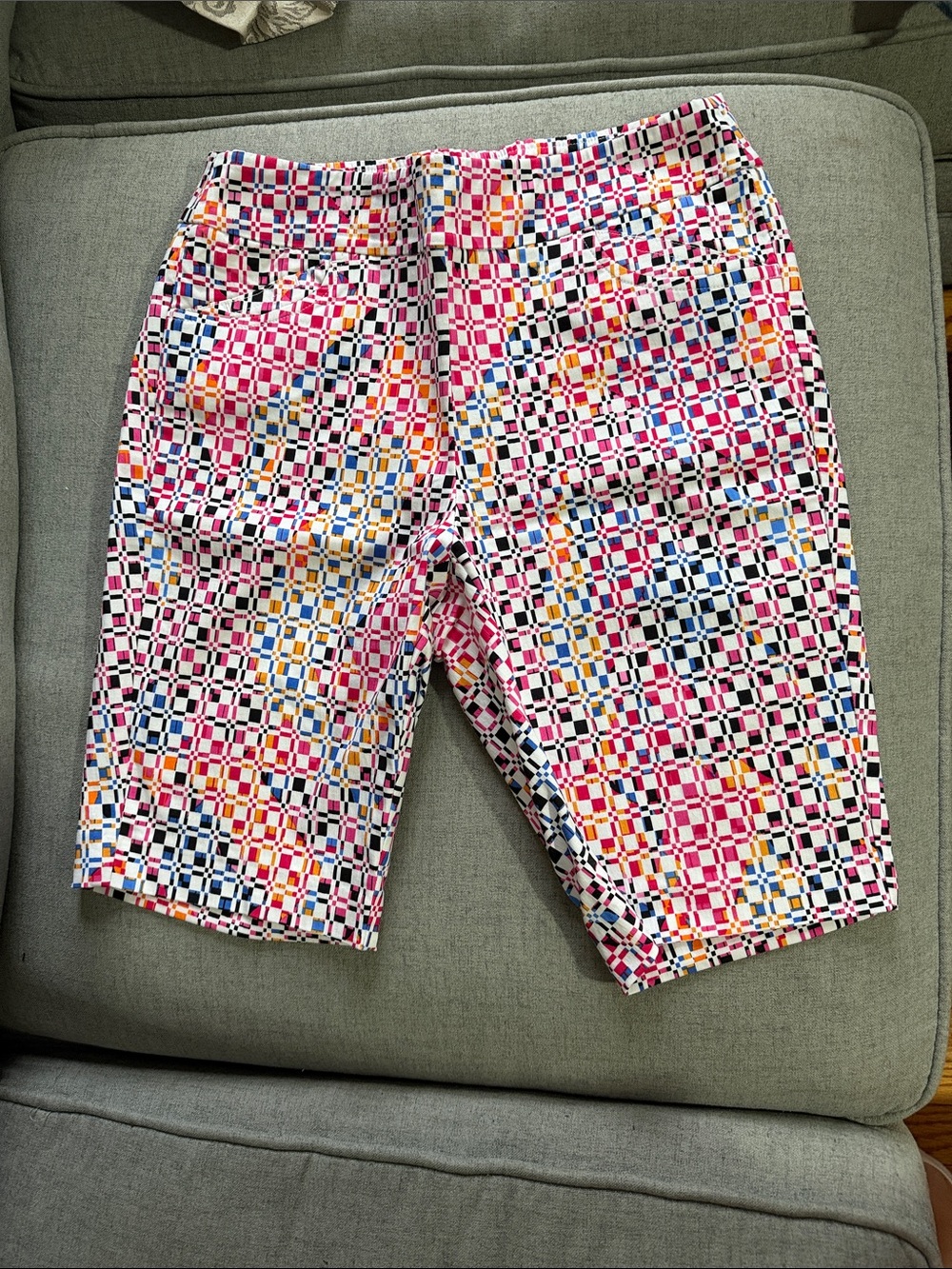 Women's Multicolor Geometric Print Bermuda Shorts